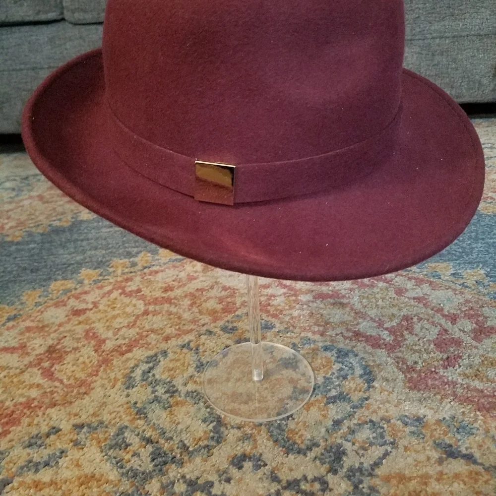 French connection wool burgundy Fedora  hat